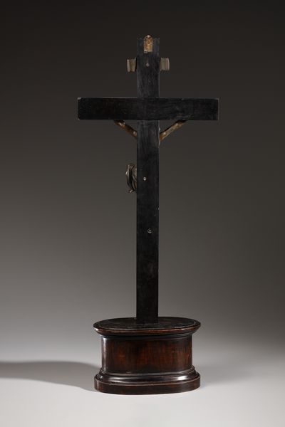 SCULTORE ITALIANO DEL XVII SECOLO : Crocifisso in bronzo patinato, croce in legno  - Asta Asta 387 | ARTE ANTICA E DEL XIX SECOLO - DAL RINASCIMENTO AL SIMBOLISMO: OPERE DA COLLEZIONI ITALIANE Tradizionale - Associazione Nazionale - Case d'Asta italiane