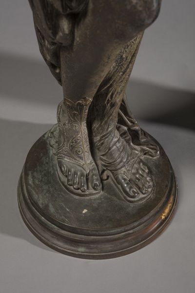 BRONZISTA DEL XX SECOLO : Coppia di figure femminili musicanti  - Asta Asta 387 | ARTE ANTICA E DEL XIX SECOLO - DAL RINASCIMENTO AL SIMBOLISMO: OPERE DA COLLEZIONI ITALIANE Tradizionale - Associazione Nazionale - Case d'Asta italiane