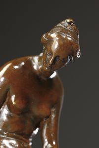 PRIEUR BARTHLEMY (1536 - 1611) : Figura femminile che si toglie una spina dal piede  - Asta Asta 387 | ARTE ANTICA E DEL XIX SECOLO - DAL RINASCIMENTO AL SIMBOLISMO: OPERE DA COLLEZIONI ITALIANE Tradizionale - Associazione Nazionale - Case d'Asta italiane