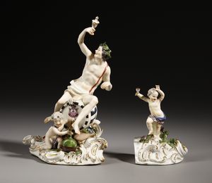 MANIFATTURA DI MEISSEN DEL XIX SECOLO : Gruppo in porcellana raffigurante Dioniso seduto su un otre di vino recante uno stemma e attorniato da due giovani satiri  - Asta Asta 387 | ARTE ANTICA E DEL XIX SECOLO - DAL RINASCIMENTO AL SIMBOLISMO: OPERE DA COLLEZIONI ITALIANE Tradizionale - Associazione Nazionale - Case d'Asta italiane