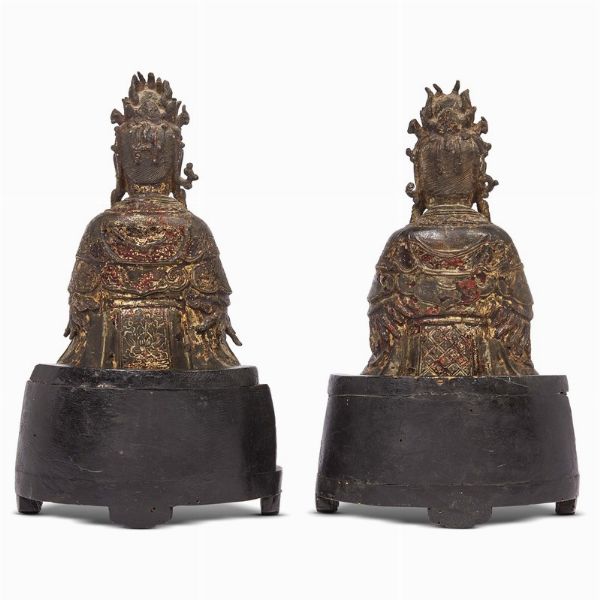 GRUPPO DI DUE SCULTURE, CINA, DINASTIA MING, SEC. XVI  - Asta Arte Orientale | 东方艺术 - Associazione Nazionale - Case d'Asta italiane