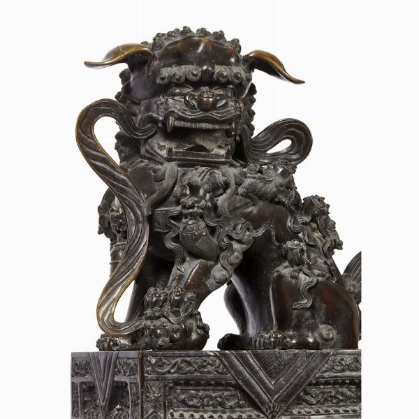 COPPIA DI LEONI, CINA, DINASTIA QING, SEC. XVIII-XIX  - Asta Arte Orientale | 东方艺术 - Associazione Nazionale - Case d'Asta italiane