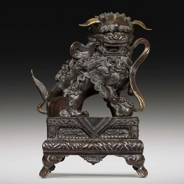 COPPIA DI LEONI, CINA, DINASTIA QING, SEC. XVIII-XIX  - Asta Arte Orientale | 东方艺术 - Associazione Nazionale - Case d'Asta italiane