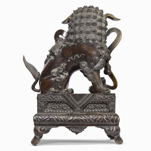 COPPIA DI LEONI, CINA, DINASTIA QING, SEC. XVIII-XIX  - Asta Arte Orientale | 东方艺术 - Associazione Nazionale - Case d'Asta italiane