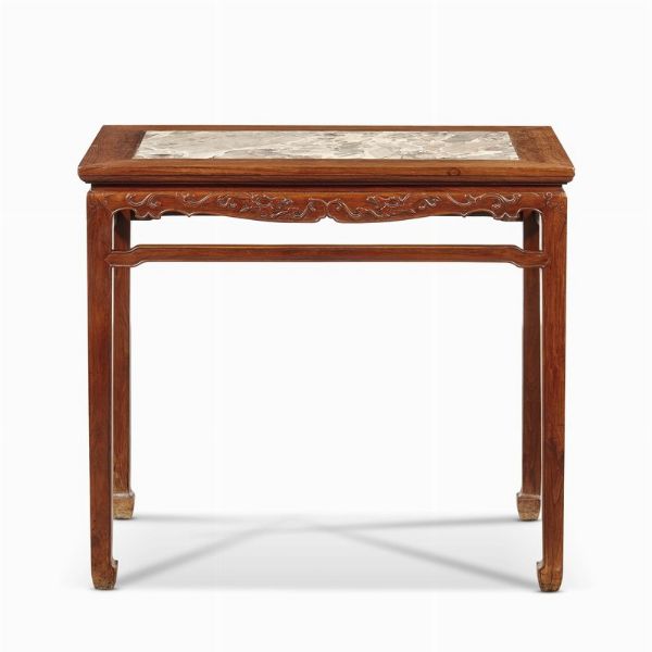 TAVOLO, CINA, DINASTIA QING, SEC. XVIII  - Asta Arte Orientale | 东方艺术 - Associazione Nazionale - Case d'Asta italiane