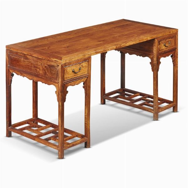 SCRIVANIA, CINA, DINASTIA QING, SEC. XX  - Asta Arte Orientale | 东方艺术 - Associazione Nazionale - Case d'Asta italiane