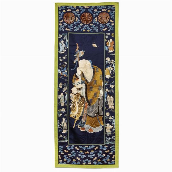 RICAMO SU SETA, CINA, TARDA DINASTIA QING, SEC. XIX-XX  - Asta Arte Orientale | 东方艺术 - Associazione Nazionale - Case d'Asta italiane