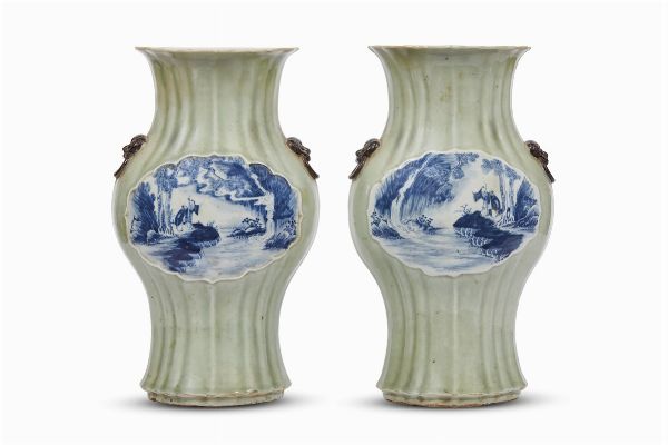 COPPIA DI VASI, CINA, DINASTIA QING, SEC. XIX  - Asta Arte Orientale | 东方艺术 - Associazione Nazionale - Case d'Asta italiane