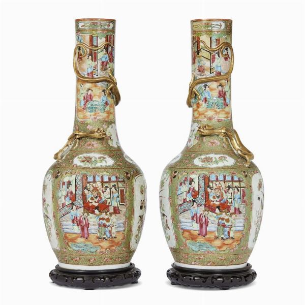 COPPIA DI VASI, CINA, DINASTIA QING, SEC. XIX  - Asta Arte Orientale | 东方艺术 - Associazione Nazionale - Case d'Asta italiane