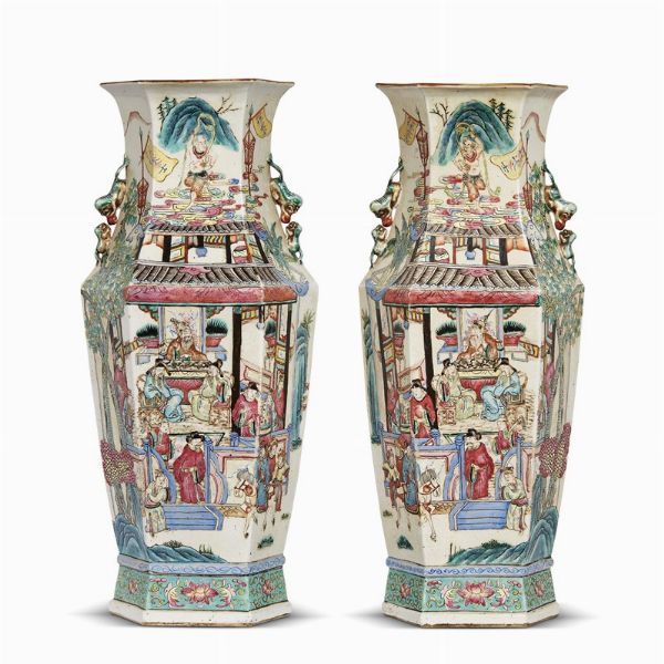 DUE VASI, CINA, DINASTIA QING, SEC. XIX  - Asta Arte Orientale | 东方艺术 - Associazione Nazionale - Case d'Asta italiane