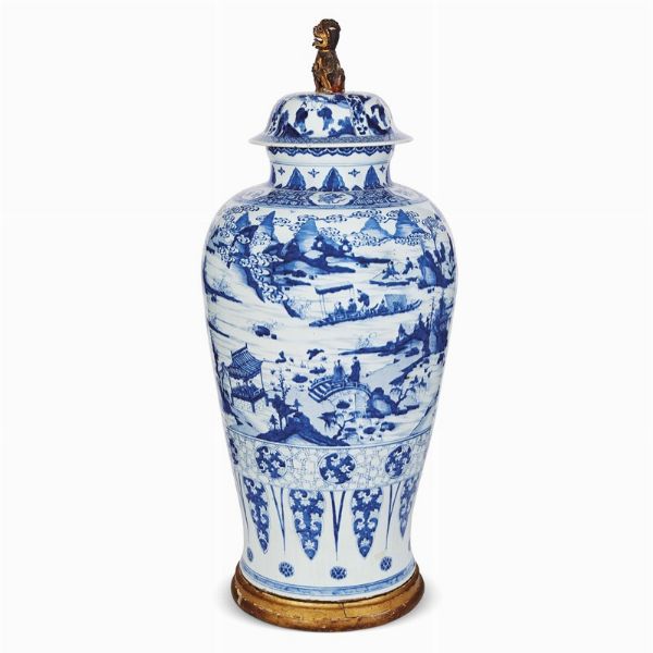 COPPIA DI VASI, CINA, DINASTIA QING, SEC. XVII PERIODO KANGXI  - Asta Arte Orientale | 东方艺术 - Associazione Nazionale - Case d'Asta italiane