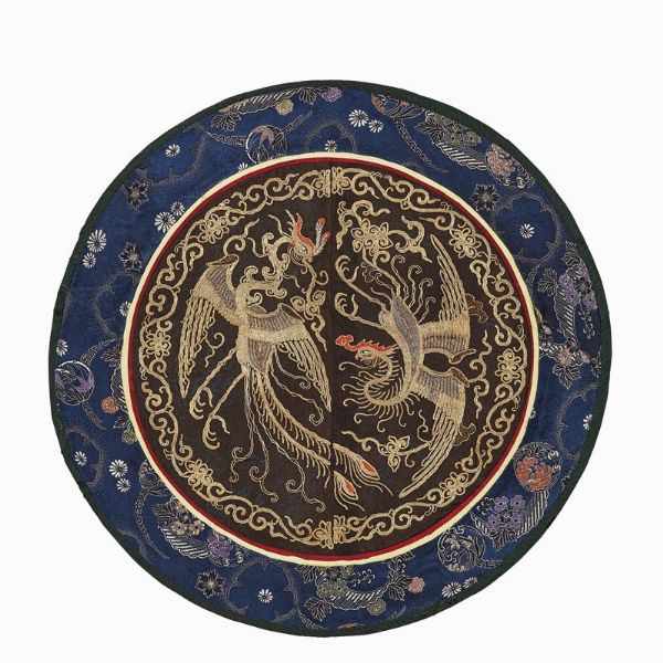 DUE PICCOLI TESSUTI, CINA, DINASTIA QING, SEC. XIX  - Asta Arte Orientale | 东方艺术 - Associazione Nazionale - Case d'Asta italiane