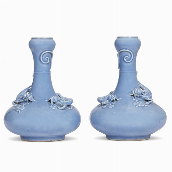 COPPIA DI VASI, CINA, TARDA DINASTIA QING, SEC. XIX-XX  - Asta Arte Orientale | 东方艺术 - Associazione Nazionale - Case d'Asta italiane