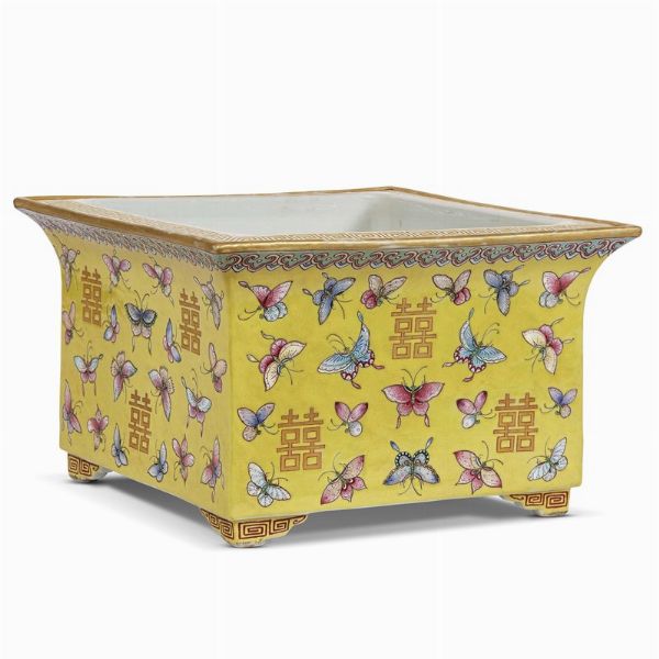 GIARDINIERA, CINA, DINASTIA QING, SEC. XIX  - Asta Arte Orientale | 东方艺术 - Associazione Nazionale - Case d'Asta italiane