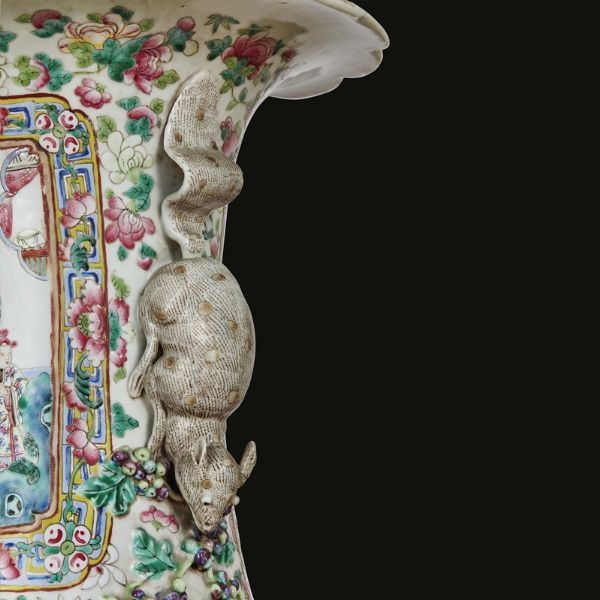 COPPIA DI VASI, CINA, DINASTIA QING, SEC. XIX  - Asta Arte Orientale | 东方艺术 - Associazione Nazionale - Case d'Asta italiane