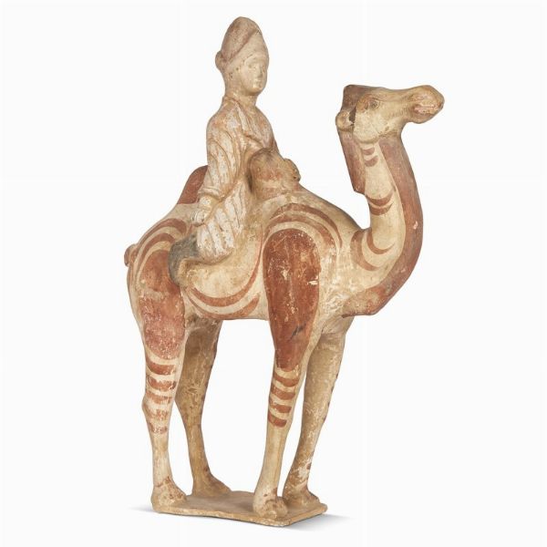 SCULTURA, CINA, DINASTIA TANG, SEC. VIII  - Asta Arte Orientale | 东方艺术 - Associazione Nazionale - Case d'Asta italiane