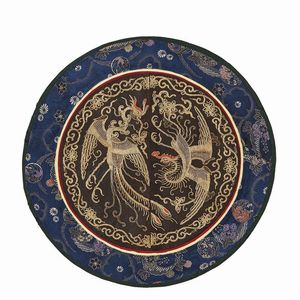 DUE PICCOLI TESSUTI, CINA, DINASTIA QING, SEC. XIX  - Asta Arte Orientale | 东方艺术 - Associazione Nazionale - Case d'Asta italiane