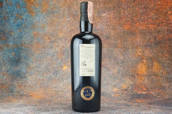 Glenlivet 1976  - Asta Christmas Spirits - Whisky, Rum e Distillati da Collezione - Associazione Nazionale - Case d'Asta italiane