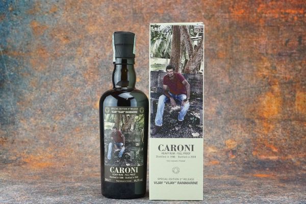 Caroni 1996  - Asta Christmas Spirits - Whisky, Rum e Distillati da Collezione - Associazione Nazionale - Case d'Asta italiane