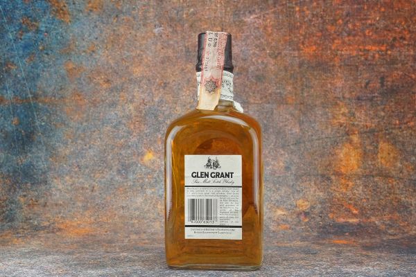 Glen Grant  - Asta Christmas Spirits - Whisky, Rum e Distillati da Collezione - Associazione Nazionale - Case d'Asta italiane