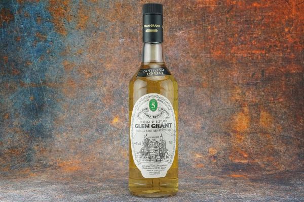 Glen Grant 1980  - Asta Christmas Spirits - Whisky, Rum e Distillati da Collezione - Associazione Nazionale - Case d'Asta italiane