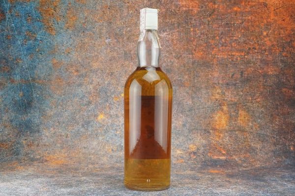 Glenlivet 1939  - Asta Christmas Spirits - Whisky, Rum e Distillati da Collezione - Associazione Nazionale - Case d'Asta italiane