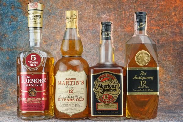 Selezione Scotch Whisky  - Asta Christmas Spirits - Whisky, Rum e Distillati da Collezione - Associazione Nazionale - Case d'Asta italiane