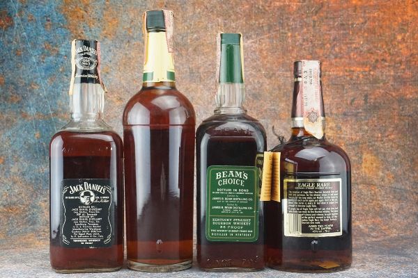 Selezione American Whiskey  - Asta Christmas Spirits - Whisky, Rum e Distillati da Collezione - Associazione Nazionale - Case d'Asta italiane