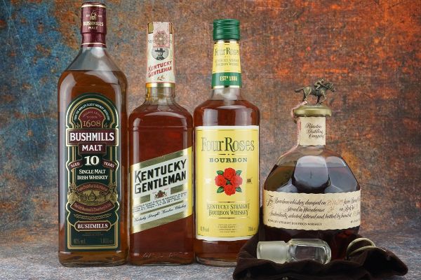 Selezione Whiskey  - Asta Christmas Spirits - Whisky, Rum e Distillati da Collezione - Associazione Nazionale - Case d'Asta italiane