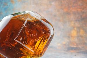 Port Ellen  - Asta Christmas Spirits - Whisky, Rum e Distillati da Collezione - Associazione Nazionale - Case d'Asta italiane