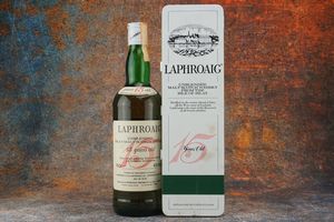 Laphroaig  - Asta Christmas Spirits - Whisky, Rum e Distillati da Collezione - Associazione Nazionale - Case d'Asta italiane