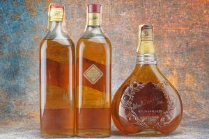 Selezione Johnnie Walker  - Asta Christmas Spirits - Whisky, Rum e Distillati da Collezione - Associazione Nazionale - Case d'Asta italiane