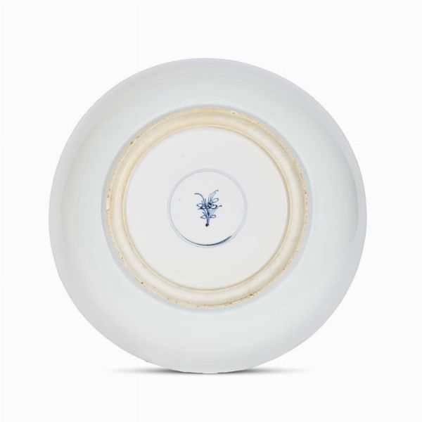 GRANDE PIATTO, CINA, DINASTIA MING, TARDO PERIODO KANGXI, FINE SECOLO XVII  - Asta Porcellane della Compagnia delle Indie Meraviglie cinesi per l'Europa - Associazione Nazionale - Case d'Asta italiane