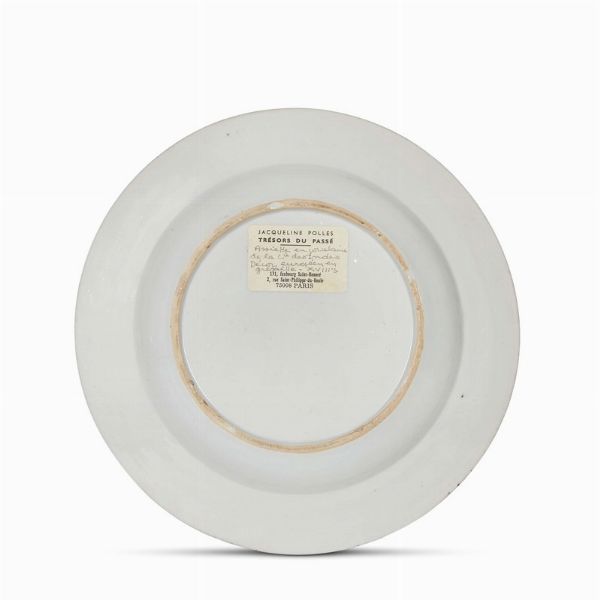 PIATTO, CINA, DINASTIA QING, PERIODO QIANLONG, 1745 CIRCA  - Asta Porcellane della Compagnia delle Indie Meraviglie cinesi per l'Europa - Associazione Nazionale - Case d'Asta italiane