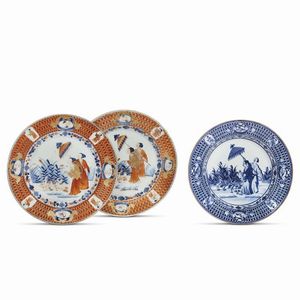 COPPIA DI PIATTI, CINA, DINASTIA QING, PERIODO QIANLONG, 1740 CIRCA  - Asta Porcellane della Compagnia delle Indie Meraviglie cinesi per l'Europa - Associazione Nazionale - Case d'Asta italiane