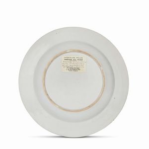 PIATTO, CINA, DINASTIA QING, PERIODO QIANLONG, 1745 CIRCA  - Asta Porcellane della Compagnia delle Indie Meraviglie cinesi per l'Europa - Associazione Nazionale - Case d'Asta italiane