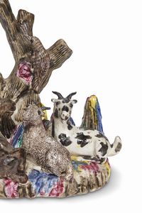 GRUPPO, CINA, DINASTIA QING, PERIODO QIANLONG, 1780 CIRCA  - Asta Porcellane della Compagnia delle Indie Meraviglie cinesi per l'Europa - Associazione Nazionale - Case d'Asta italiane