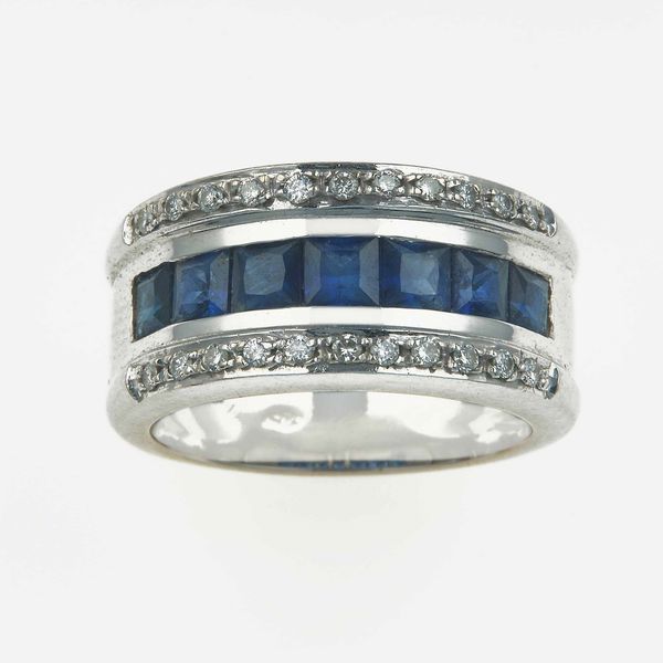 Anello a fascia con zaffiri e diamanti  - Asta Gioielli - Associazione Nazionale - Case d'Asta italiane