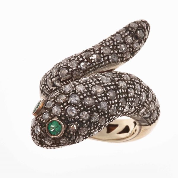 Anello serpente con rosette di diamante e smeraldi  - Asta Gioielli - Associazione Nazionale - Case d'Asta italiane