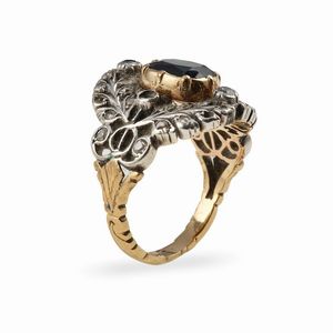 Lotto composto da anello e spilla con zaffiri Australia e diamanti di vecchio taglio  - Asta Gioielli - Associazione Nazionale - Case d'Asta italiane