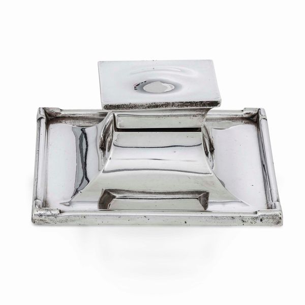 Calamaio. Argento fuso e sagomato. Birmingham 1946, argentiere Walker & Hall  - Asta Argenti da Collezione | Antichi - Associazione Nazionale - Case d'Asta italiane