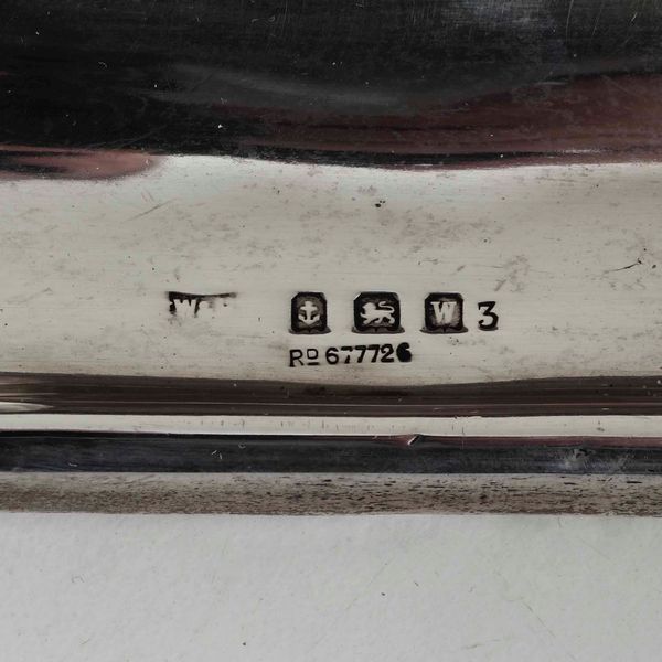 Calamaio. Argento fuso e sagomato. Birmingham 1946, argentiere Walker & Hall  - Asta Argenti da Collezione | Antichi - Associazione Nazionale - Case d'Asta italiane