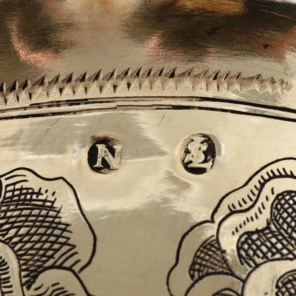 Coppa a nautilus. Argento fuso, sbalzato, cesellato e dorato. Marchi della citt� di Norimberga 1645-67, argentiere Simon Lang  - Asta Argenti da Collezione | Antichi - Associazione Nazionale - Case d'Asta italiane