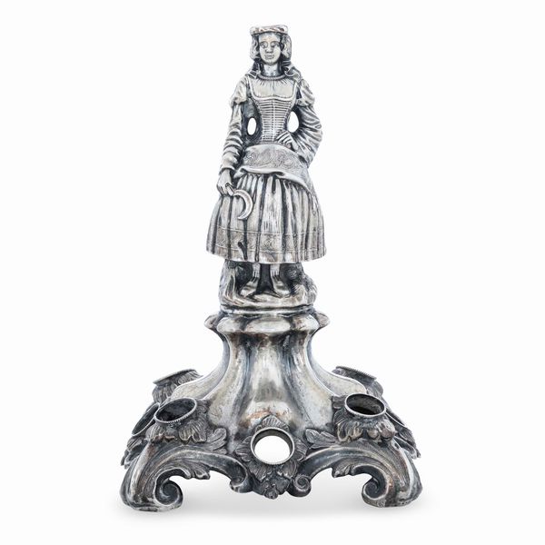 La mietitrice. Scultura in argento fuso, sbalzato e cesellato. Manifattura europea del XIX-XX secolo (apparentemente priva di punzonatura)  - Asta Argenti da Collezione | Antichi - Associazione Nazionale - Case d'Asta italiane