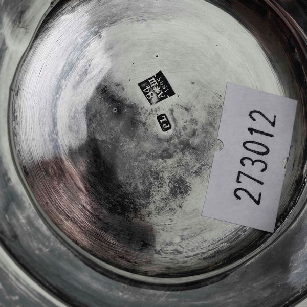 Boccale. Argento fuso, sbalzato e cesellato. San Pietroburgo 1895. Marchi del saggiatore e dell�argentiere (non identificati)  - Asta Argenti da Collezione | Antichi - Associazione Nazionale - Case d'Asta italiane