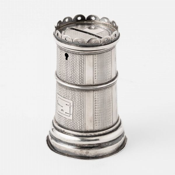 Elemonisiere ebraico a forma di torre. Bolli di San Pietroburgo, penultimo quarto XIX secolo. Maestro argentiere Karl Verlin <BR><BR><BR>  - Asta Argenti da Collezione | Antichi - Associazione Nazionale - Case d'Asta italiane