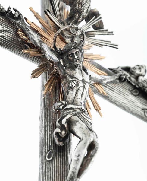 Crocifisso. Argento fuso, sbalzato e cesellato. Napoli XIX secolo. Argentiere GI (documentato ma non identificato)  - Asta Argenti da Collezione | Antichi - Associazione Nazionale - Case d'Asta italiane