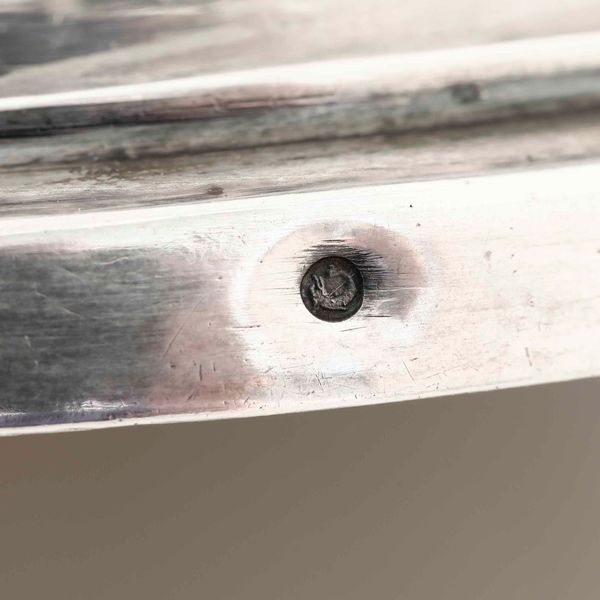 Coppia di candelieri. Argento fuso, sbalzato e cesellato. Genova XIX secolo, marchi delfino e croce mauriziana in uso dal 1825 al 1872  - Asta Argenti da Collezione | Antichi - Associazione Nazionale - Case d'Asta italiane