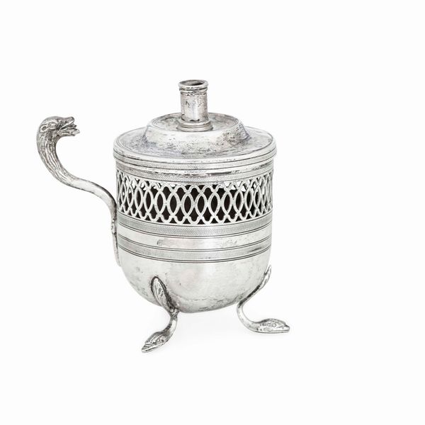 Stoppiniera. Argento fuso, sbalzato e traforato. Veneto XIX secolo  - Asta Argenti da Collezione | Antichi - Associazione Nazionale - Case d'Asta italiane