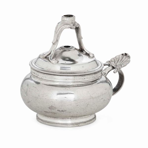 Stoppiniera. Argento fuso, sbalzato e cesellato. Firenze seconda met� del XVIII secolo. Argentiere GN entro rettangolo (non identificato)  - Asta Argenti da Collezione | Antichi - Associazione Nazionale - Case d'Asta italiane